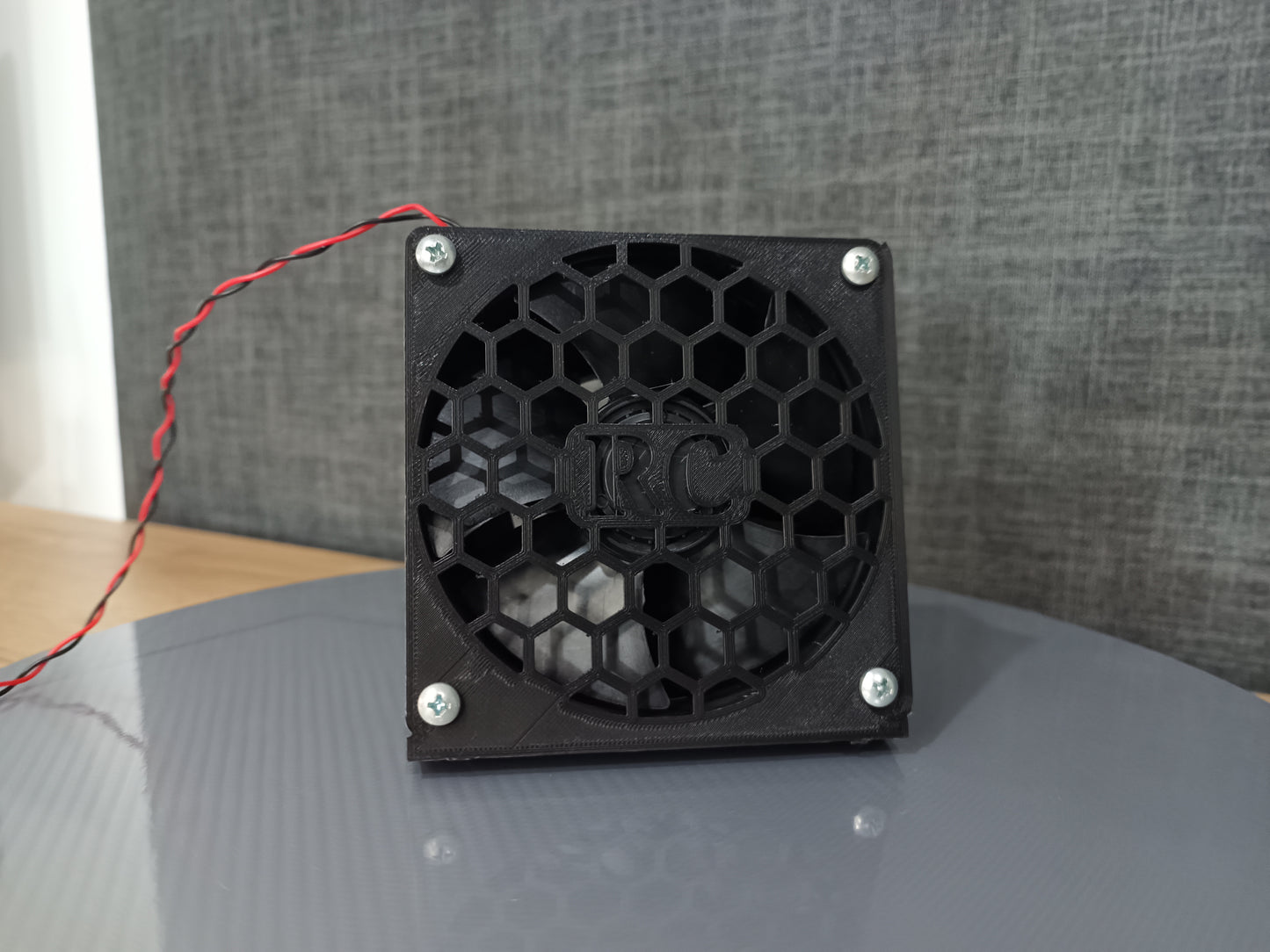 RaceCrafts V2 Wind Simulator, 12V/0.9 A/130.80 CFM/3200 RPM Fans