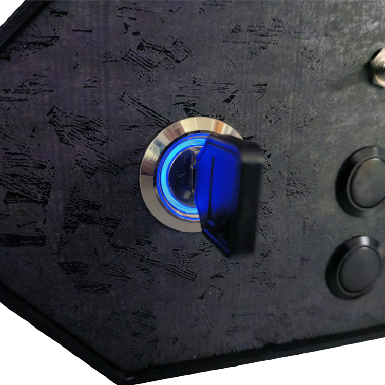 RaceCraftsNZ RC05 Button Box, 8x Buttons, 4 Switches, Realistic Key Switch